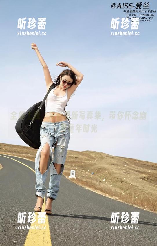 全新上线，爱丝最新写真集，带你怀念幽默童年时光