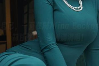 就我自己,一直在刷Alina Becker的莫莉甘壁纸,福利满满啊!