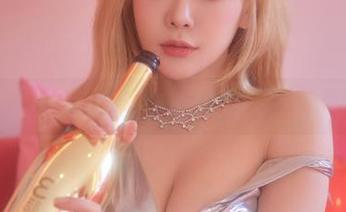 Dami(퀸다미)双马尾写真，图集中那些偏爱拖鞋的日常