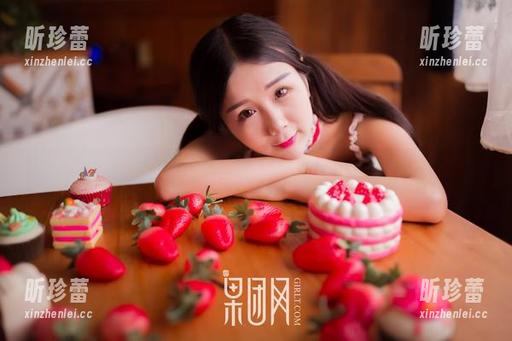 GIRLT果团网 - 松果儿的办公室图册：真的不是在偷懒