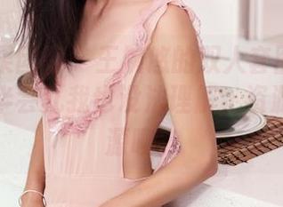 GIRLT果团网 – 王婉悠的双人套图搁这儿，一时半会儿我也没法理解，资源就是资源呗。