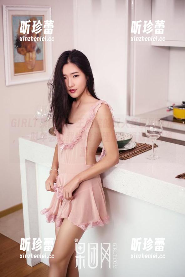 GIRLT果团网 - 王婉悠的双人套图搁这儿，一时半会儿我也没法理解，资源就是资源呗。