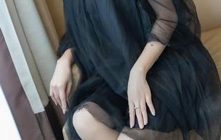 IMiss爱蜜社 – 这组牛仔裤写真，黄歆苑少了点儿杂质，多了份真实感