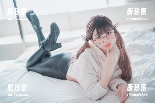 图包分享！Jenny(정제니)化身小猫娘，穿校服也能俏皮可爱。