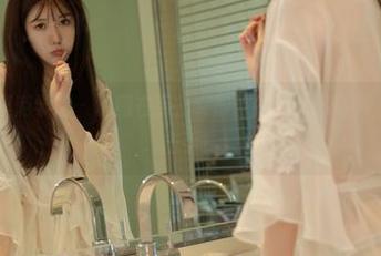 MFStar模范学院 – 套图在手，艾静香的兔女郎驾到，不怕小狙击手！