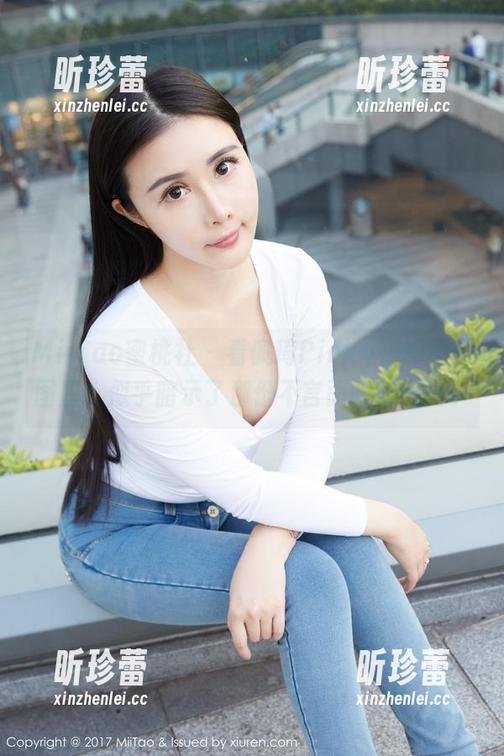 MiiTao蜜桃社 - 看佩琦Pinky在短裙原图里，似乎暗示了那份不言而喻的气场。