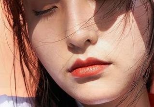 MiiTao蜜桃社 – 图片里的李颖诗，吊带搭配着她的气质，心中默念：这是我要的资源啊。