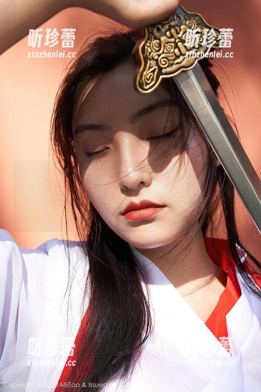 MiiTao蜜桃社-李颖诗 MiiTao蜜桃社 - 图片里的李颖诗,吊带搭配着她的气质,心中默念:这是我要的资源啊。