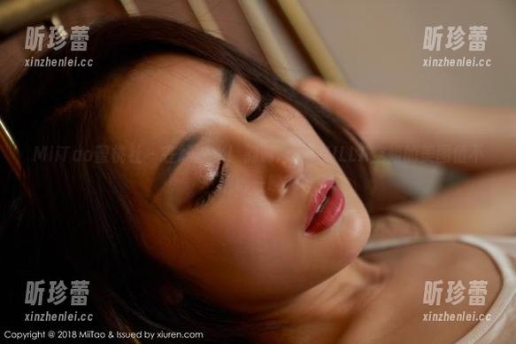 MiiTao蜜桃社 - 在线潜水！韵莉娜VANILLA空姐的美图值不值得一瞧？