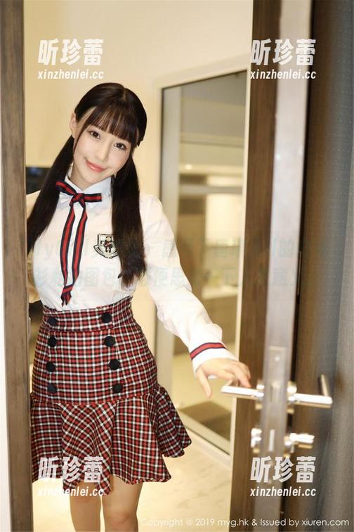 MyGirl美媛馆 - 感受下唐琪儿il的白衬衫私拍图包，顺便思考一下人生意义。