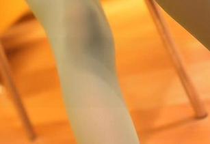 ROSI的翘臀，分享图包再赏不过，于是我就不自觉地多看了几眼。