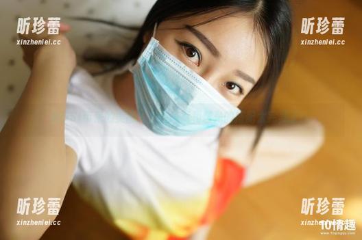 ROSI带来的美图：蕾丝底裤和晨光的搭配太完美了！