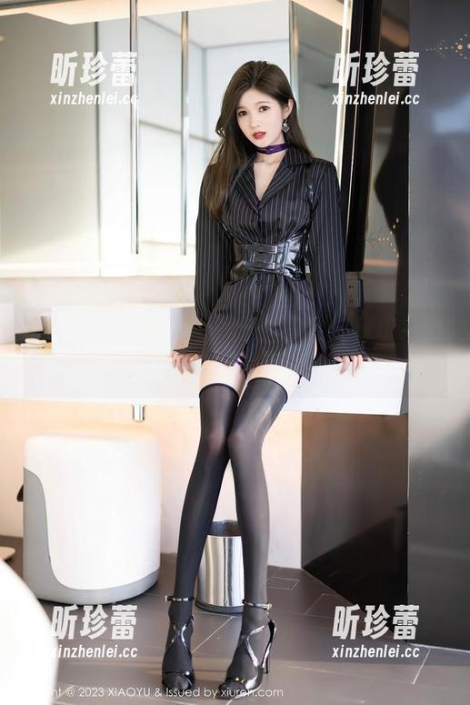 XIAOYU语画界 - 图包大揭密：林乐一的美足，语言真没法描述！