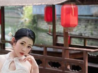 Xiuren秀人网 – 可儿kayen同学的私房奶牛图片，乳味十足，你敢来一杯吗？