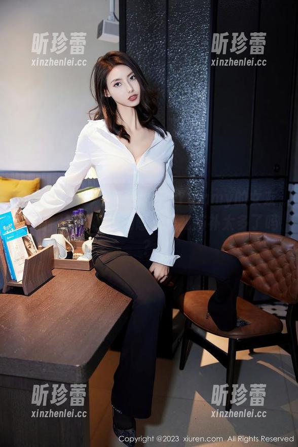 Xiuren秀人网-小蛮妖Yummy Xiuren秀人网 - 小蛮妖Yummy的女友套图,隐约的模糊感,是我脑补太多了吗?
