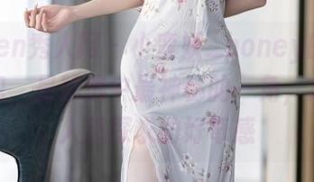 Xiuren秀人网 – 小蛮妖_honey的双马尾图包，是精选中最神秘的一角，总有让人想探求的好奇感