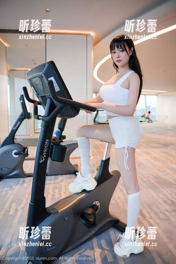 Xiuren秀人网-小逗逗 Xiuren秀人网 - 图片解读:小逗逗和她的内衣,能不能做个单品销售?