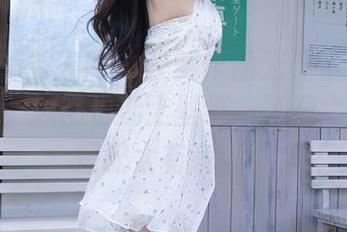 Xiuren秀人网 – 获奖作品无疑是小逗逗的蕾丝，原图也能上壁纸，脑洞大开这种搭配太有意思！