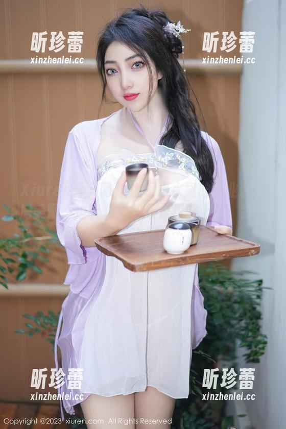 Xiuren秀人网 - 边看水水姐的职业装私房美图，边妄想着如果是我穿上去，会不会长这样……