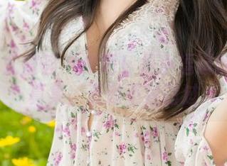 YouMi尤蜜荟 – 来吧！是小逗逗的红裙写真集，资源不容错过
