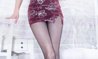 beautyleg – 私拍赵芸，运动倒影中的小想法不断冒泡！