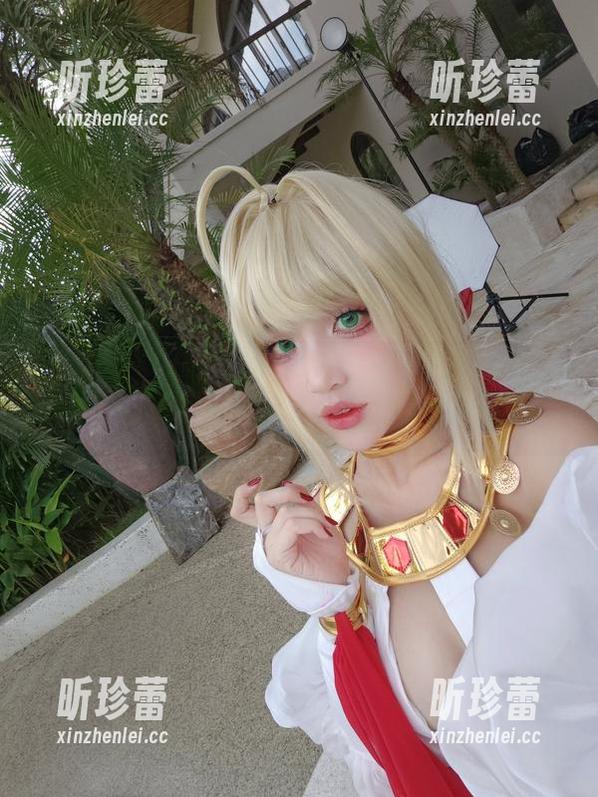puypuychen的红裙写真大全——每一拍都是个态度！
