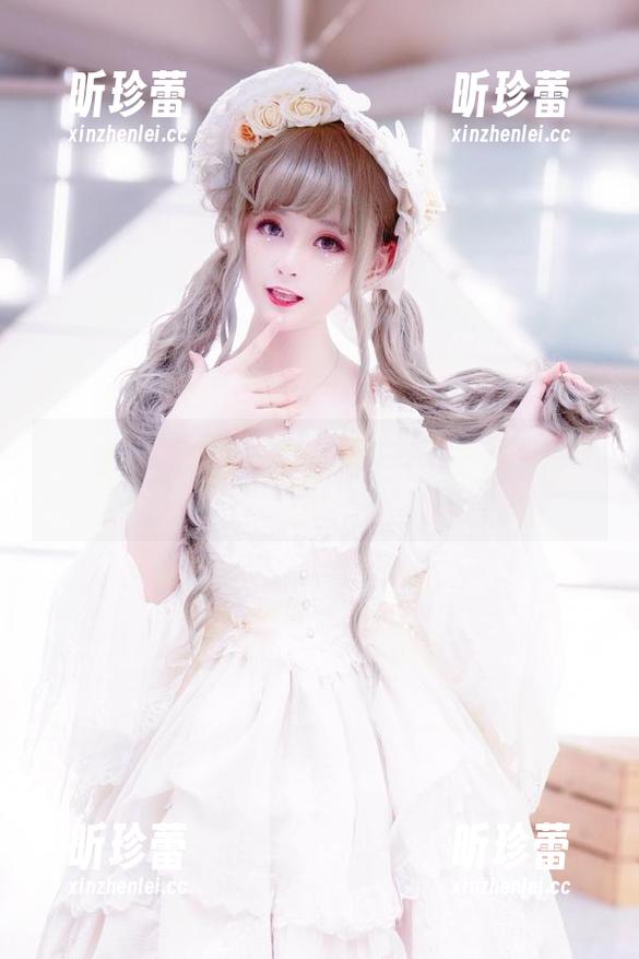 当yui金鱼穿上校服，会不会游得更快？图集来袭！