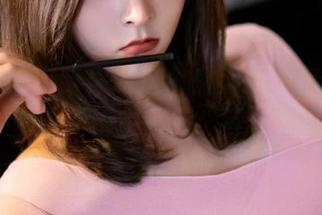 丽柜 – 怡萱带你游这个盛大的丽柜大典藏，无耻地更新两组套图，等你来pick！