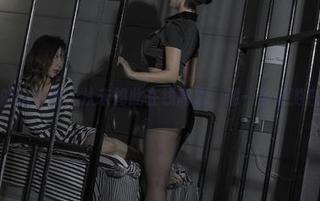 云溪溪的水手服，从未如此在线高清，像一条鱼游在水里。
