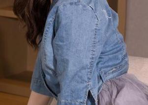 克拉女神 – 宋智珍的居家写真：懒得出门也能拼一套美图！