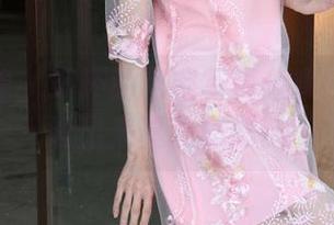 初夏女神 – 环环的秘密写真分享：有些事说出来真没意思。