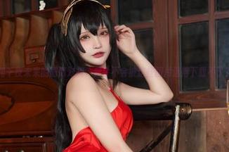和千夜未来的剧情对视，我会不会被这些图片迷得下载不了？