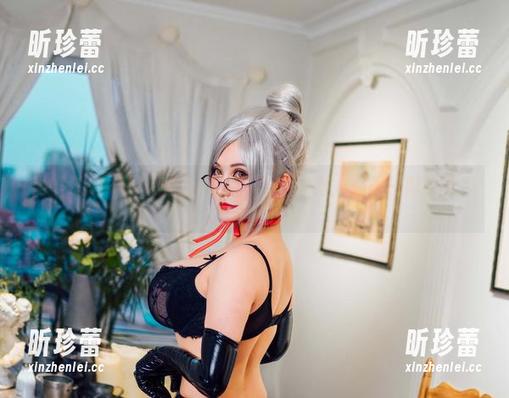当夏鸽鸽不想起床在线亮相瑜伽写真，心里一阵小雀跃。