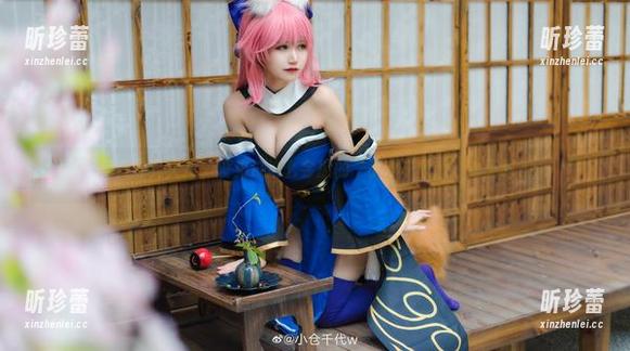 免费写真大片，没见过这么会撩的“小仓千代w”女王吧？