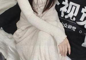 小众视觉 – 小心！婷婷的红裙新更新，穿着它出门说不定能顺便拐个帅哥回家！
