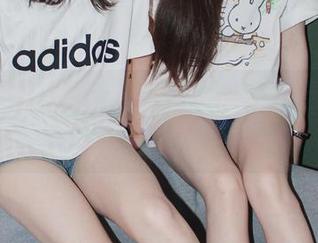 小众视觉 – 更新啦！灵灵在泳池上的写真，我的眼睛就停不下来。