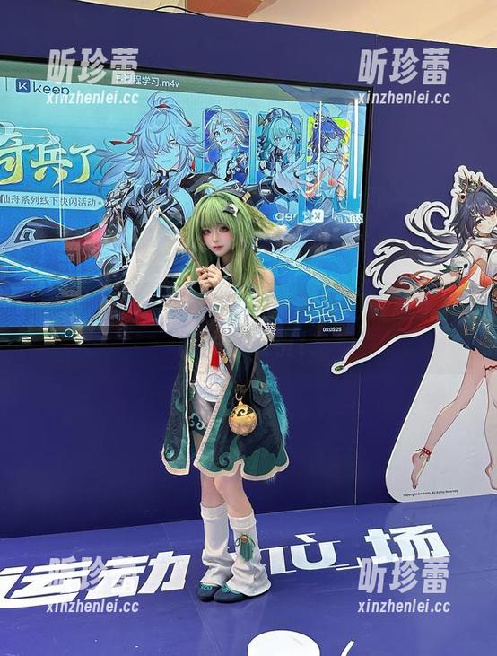 凌波酱的神奇变身：嶋葵如何把资源玩转得如此吸引！