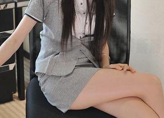 异思趣向 – 小宝黑色外套引领新潮，资源不再是小意思！