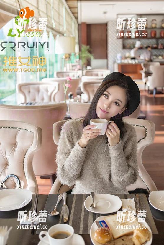 推女神 - 免费的Una尤娜双人图册，值得一探的‘越界’实验