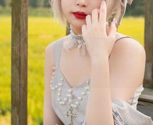 来吧！看梨瑾瑾和稻田的即兴表演，开启免费套图的幸福之旅