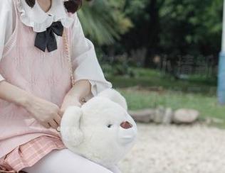 森萝财团 – 吸吸带你飞：小清新少女白丝写真，看这白丝像不像云朵？