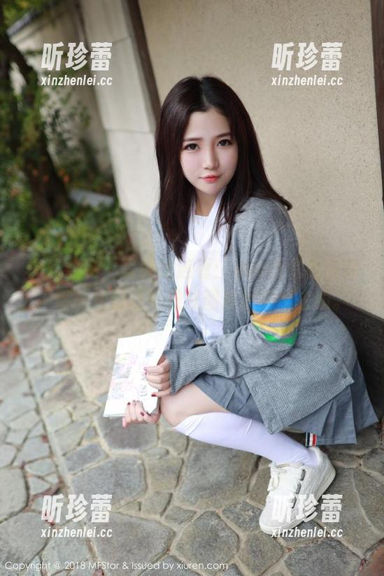 模范学院 - 写真连连看：yoo优优的旗袍，每一寸都感觉是从图库里走出来的。