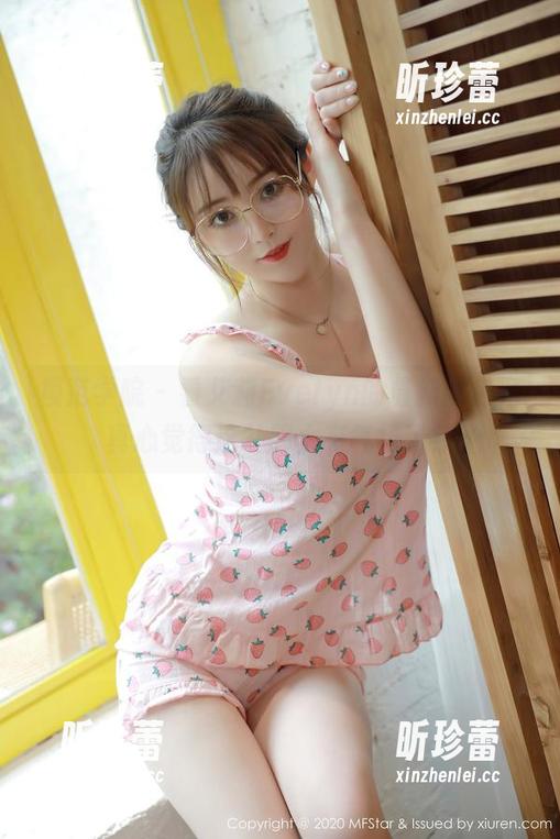 模范学院 - 看艾莉Evelyn的最新图包，真心觉得这礼服太有气场了！