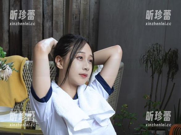 原图来临：浅安安的夏日写真，宛如一场轻快的晨跑。