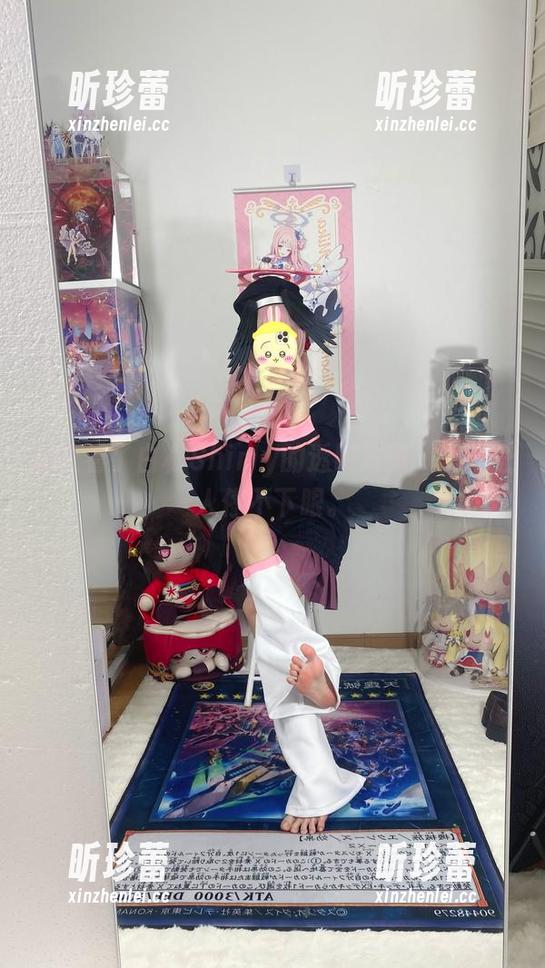 最近看了白栎Shirly的透明写真，真心让人停不下眼。