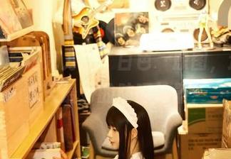 白莉爱吃巧克力的‘白色’原图，这才是夏天最好的防晒神器！