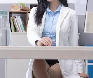 秀人网 – 原图不怕晒，卓芷伊EricA夏天的在线日常记录。
