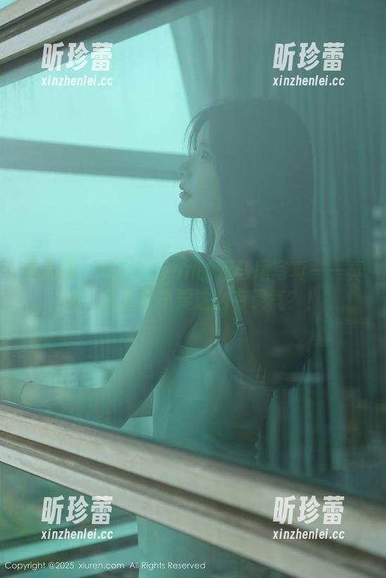 秀人网 - 安然anran的双马尾写真——真的，头发要不要这么有灵气？！