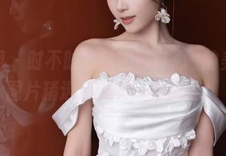 秀人网 – 时不时就想回顾梦心玥的美脚，图片精选还别有一番风味！