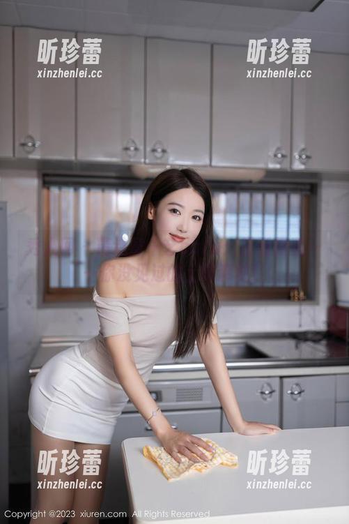 秀人网 - 精选童千艺cara：圣诞图鉴——你没见过的土味森林！